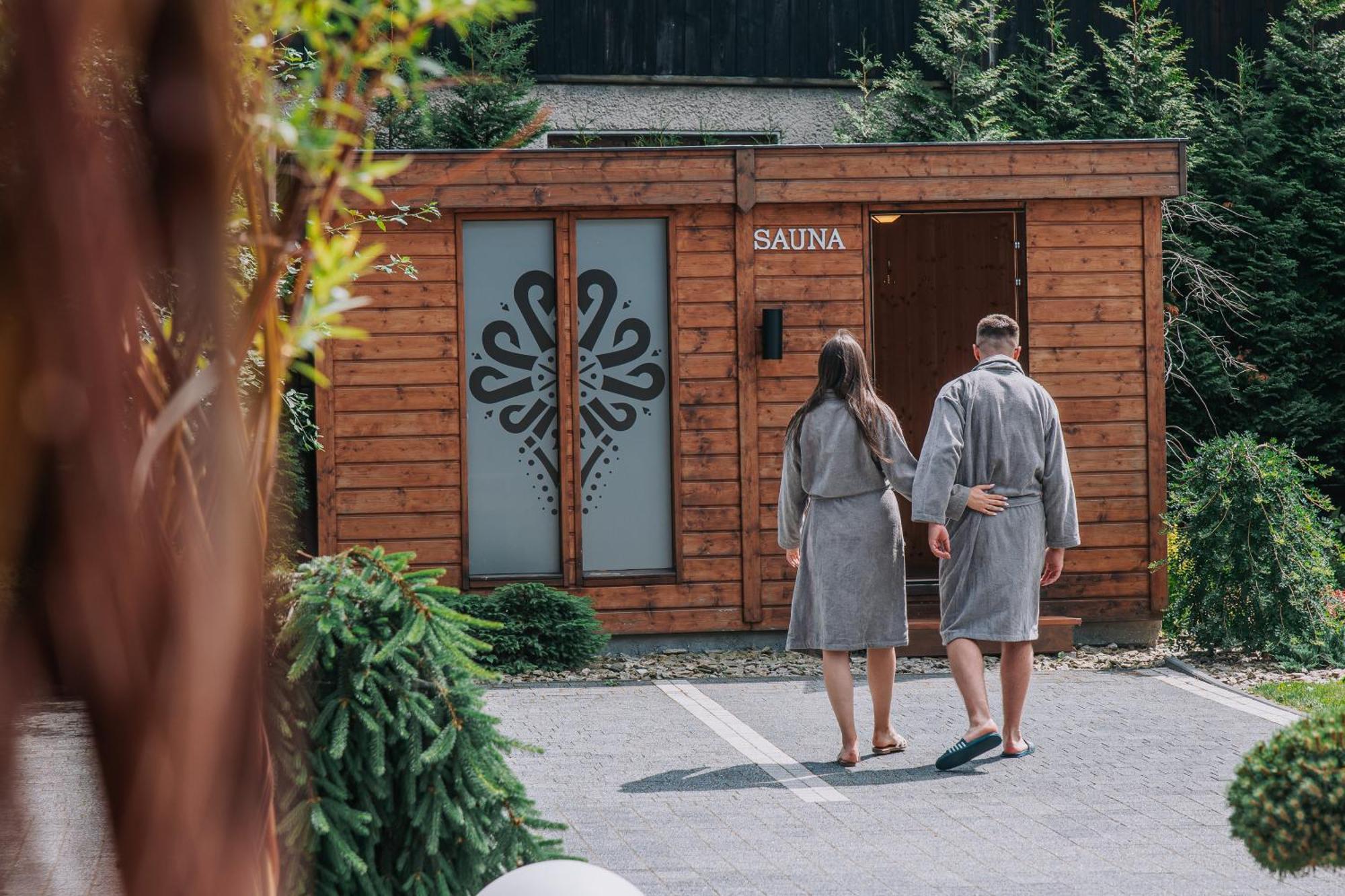 Apartamenty Grand Tatry - Sauna I Jacuzzi Wliczone W Cene Pobytu - 10 Minut Pieszo Od Term Bania Бялка Татранска Екстериор снимка